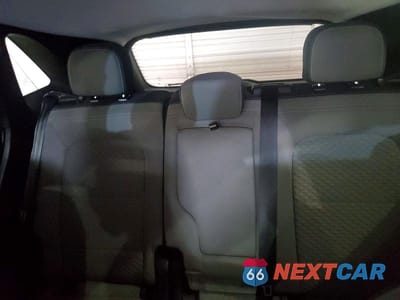 Zdjęcie 10 z 13 samochodu: 2022 FORD ESCAPE SE VIN:1FMCU9G62NUA00612 - miniatura