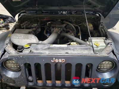 Zdjęcie 12 z 14 samochodu: 2007 JEEP WRANGLER X VIN:1J4FA241X7L136905 - miniatura