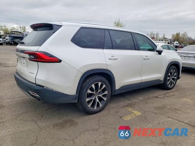 Trzecie zdjęcie samochodu z tyłu: 2024 TOYOTA GRAND HIGHLANDER HYBRID MAX LIMITED VIN:5TDADAB58RS008803 - miniatura