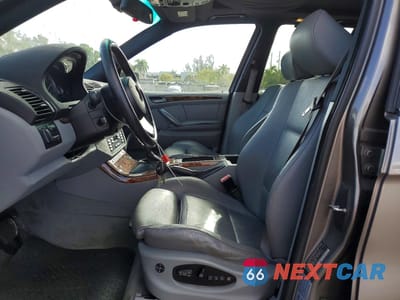 Zdjęcie 7 z 12 samochodu: 2006 BMW X5 4.4I VIN:5UXFB53506LV24165 - miniatura