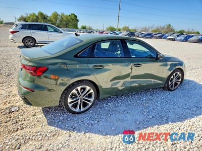 Trzecie zdjęcie samochodu z tyłu: 2025 AUDI A3 PREMIUM PLUS VIN:WAUHUDGY3SA071133 - miniatura