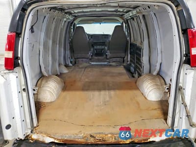 Zdjęcie 10 z 12 samochodu: 2004 CHEVROLET EXPRESS 2500 DELIVERY VAN VIN:1GCGG25V041137059 - miniatura