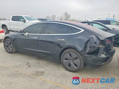 Drugie zdjęcie samochodu z przodu: 2018 TESLA MODEL 3 VIN:5YJ3E1EA5JF171853 - miniatura