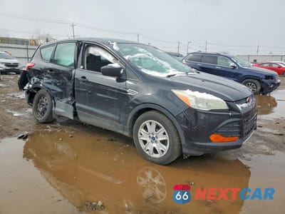 Czwarte zdjęcie samochodu z boku: 2016 FORD ESCAPE S VIN:1FMCU0F74GUA96185 - miniatura