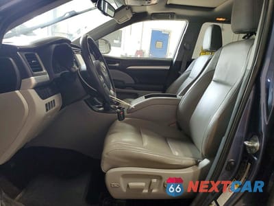 Zdjęcie 7 z 12 samochodu: 2015 TOYOTA HIGHLANDER XLE VIN:5TDJKRFH0FS150812 - miniatura