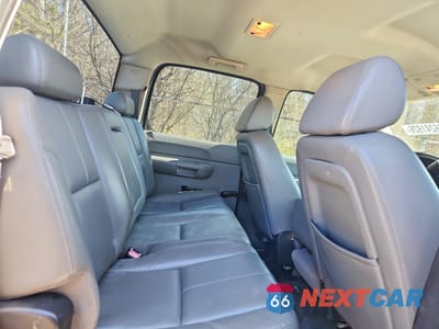 Zdjęcie 10 z 12 samochodu: 2008 CHEVROLET SILVERADO K1500 VIN:2GCEK133881311588 - miniatura