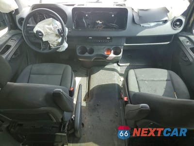 Zdjęcie 8 z 13 samochodu: 2019 MERCEDES-BENZ SPRINTER 2500 VIN:WDZPF0CD2KP053742 - miniatura