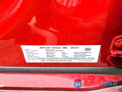 Zdjęcie 12 z 12 samochodu: 2023 TESLA MODEL S VIN:5YJSA1E61PF517327 - miniatura