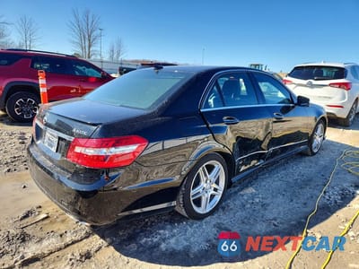 Trzecie zdjęcie samochodu z tyłu: 2013 MERCEDES-BENZ E 350 4MATIC VIN:WDDHF8JB3DA682300 - miniatura