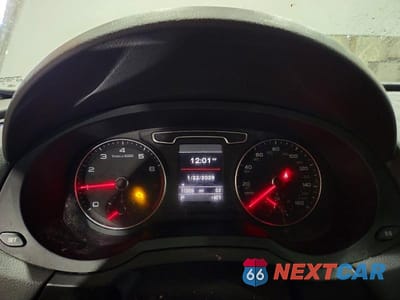 Zdjęcie 9 z 12 samochodu: 2015 AUDI Q3 PRESTIGE VIN:WA1GFCFSXFR011514 - miniatura