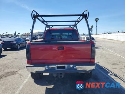 Zdjęcie 6 z 13 samochodu: 2001 CHEVROLET SILVERADO K1500 VIN:2GCEK19T311378032 - miniatura