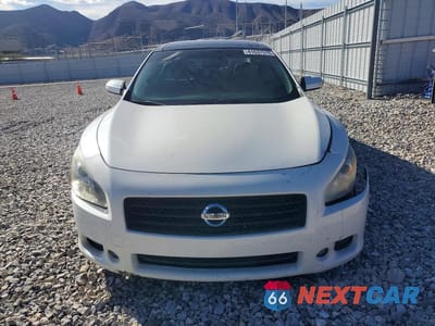 Piąte zdjęcie samochodu w środku: 2010 NISSAN MAXIMA 3.5 S VIN:1N4AA5AP7AC823461 - miniatura