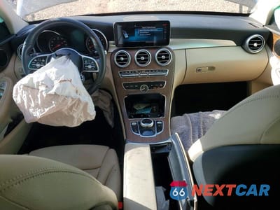 Zdjęcie 8 z 12 samochodu: 2020 MERCEDES-BENZ C 300 VIN:55SWF8DBXLU330039 - miniatura