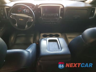 Zdjęcie 8 z 12 samochodu: 2017 CHEVROLET SILVERADO K1500 LT VIN:3GCUKREC7HG516785 - miniatura
