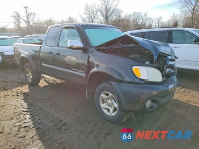 Czwarte zdjęcie samochodu z boku: 2003 TOYOTA TUNDRA SR5 VIN:5TBBT44133S378172 - miniatura