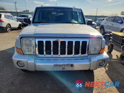 Piąte zdjęcie samochodu w środku: 2007 JEEP COMMANDER VIN:1J8HG48K87C647551 - miniatura