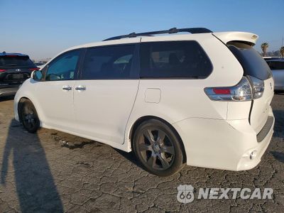 Drugie zdjęcie samochodu z przodu: 2017 TOYOTA SIENNA SE 8-PASSENGER VIN:5TDXZ3DC4HS837904 - miniatura