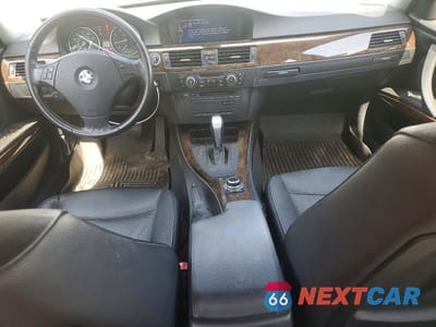 Zdjęcie 8 z 11 samochodu: 2010 BMW 328 XI SULEV VIN:WBAPK5C53AA651984 - miniatura