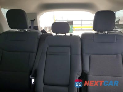 Zdjęcie 10 z 13 samochodu: 2025 FORD EXPLORER ACTIVE VIN:1FMUK8DH4SGB88019 - miniatura
