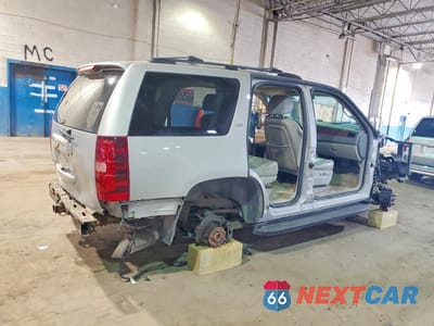 Trzecie zdjęcie samochodu z tyłu: 2007 CHEVROLET TAHOE K1500 VIN:1GNFK13097J104147 - miniatura