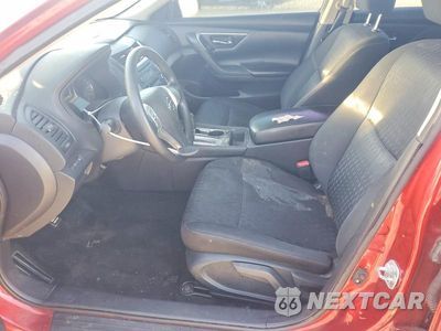 Zdjęcie 7 z 12 samochodu: 2016 NISSAN ALTIMA 2.5 VIN:1N4AL3AP4GC254205 - miniatura