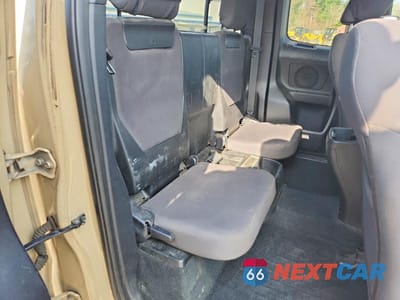 Zdjęcie 10 z 11 samochodu: 2016 TOYOTA TACOMA TRD SPORT VIN:5TFSZ5AN9GX004524 - miniatura