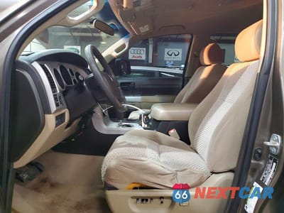 Zdjęcie 7 z 12 samochodu: 2007 TOYOTA TUNDRA SR5 VIN:5TBDV54147S460247 - miniatura