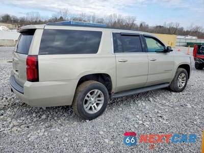 Trzecie zdjęcie samochodu z tyłu: 2016 CHEVROLET SUBURBAN K1500 LT VIN:1GNSKHKC1GR444834 - miniatura