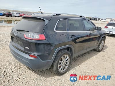 Trzecie zdjęcie samochodu z tyłu: 2019 JEEP CHEROKEE LATITUDE VIN:1C4PJLCB7KD348383 - miniatura