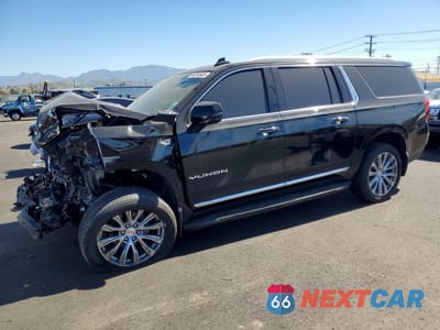 2021 GMC YUKON XL C1500 SLT 1GKS1GKT5MR433034 - główne zdjęcie licytacji z USA - miniatura