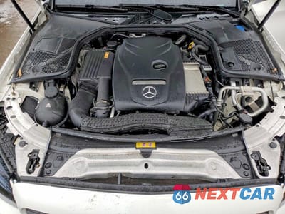 Zdjęcie 11 z 11 samochodu: 2017 MERCEDES-BENZ C 300 4MATIC VIN:55SWF4KB2HU204146 - miniatura