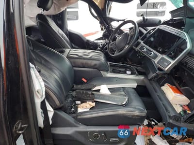 Zdjęcie 7 z 13 samochodu: 2022 FORD F450 VIN:1FT8W4DT6NED31236 - miniatura