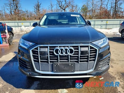 Piąte zdjęcie samochodu w środku: 2023 AUDI Q7 PREMIUM PLUS VIN:WA1LCBF7XPD008334 - miniatura