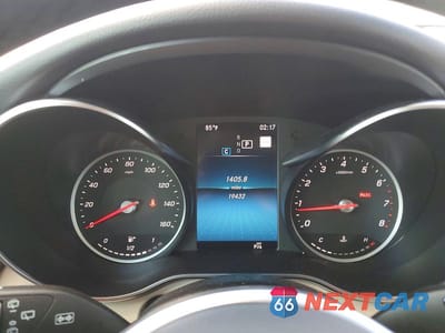Zdjęcie 9 z 12 samochodu: 2022 MERCEDES BENZ GLC 300 VIN:W1N0G8DB8NV364272 - miniatura