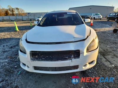 Piąte zdjęcie samochodu w środku: 2014 NISSAN MAXIMA 3.5 SV VIN:1N4AA5AP8EC438013 - miniatura