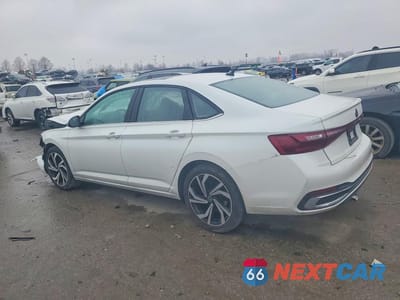 Drugie zdjęcie samochodu z przodu: 2025 VOLKSWAGEN JETTA SEL VIN:3VWGX7BU2SM036031 - miniatura