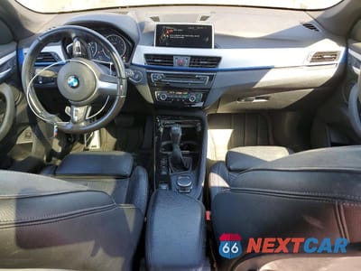 Zdjęcie 8 z 13 samochodu: 2016 BMW X1 XDRIVE28I VIN:WBXHT3C34GP886992 - miniatura