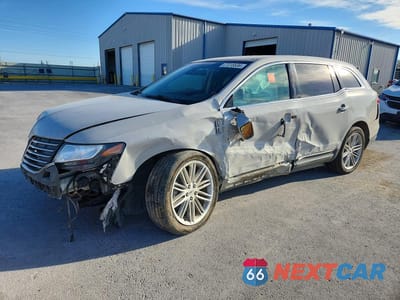 2019 LINCOLN MKT 2LMHJ5AT9KBL04001 - główne zdjęcie licytacji z USA - miniatura