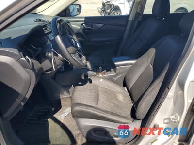 Zdjęcie 7 z 13 samochodu: 2019 NISSAN ROGUE SV VIN:KNMAT2MT2KP526782 - miniatura
