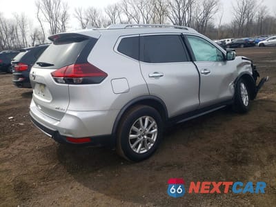 Trzecie zdjęcie samochodu z tyłu: 2020 NISSAN ROGUE SV VIN:JN8AT2MV5LW117740 - miniatura