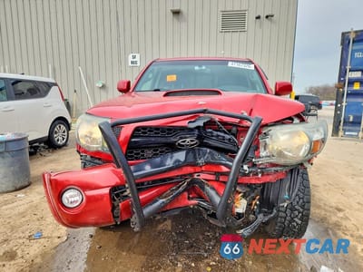 Piąte zdjęcie samochodu w środku: 2011 TOYOTA TACOMA V6 VIN:5TFUU4EN3BX014504 - miniatura