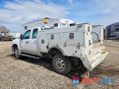 Drugie zdjęcie samochodu z przodu: 2013 CHEVROLET SILVERADO K2500 HEAVY DUTY VIN:1GC2KVCG5DZ208627 - miniatura