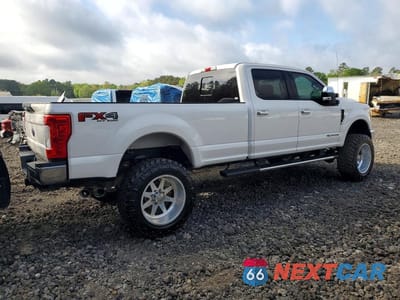 Trzecie zdjęcie samochodu z tyłu: 2017 FORD F250 SUPER DUTY VIN:1FT7W2BT2HEB28142 - miniatura