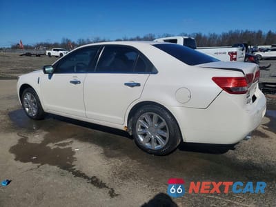 Drugie zdjęcie samochodu z przodu: 2010 LINCOLN MKZ VIN:3LNHL2JC9AR750119 - miniatura