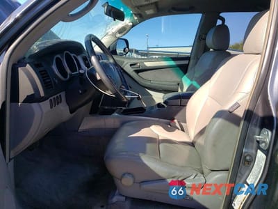 Zdjęcie 7 z 14 samochodu: 2004 TOYOTA 4RUNNER SR5 VIN:JTEZU14R940031839 - miniatura