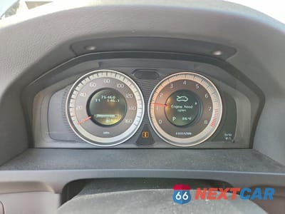 Zdjęcie 9 z 12 samochodu: 2013 VOLVO S60 T5 VIN:YV1612FH7D2173521 - miniatura