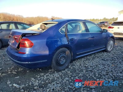 Trzecie zdjęcie samochodu z tyłu: 2017 VOLKSWAGEN PASSAT SE VIN:1VWBT7A34HC037884 - miniatura