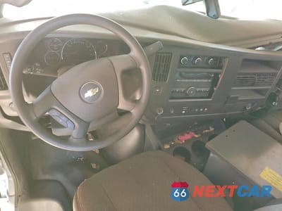 Zdjęcie 8 z 13 samochodu: 2024 CHEVROLET EXPRESS G3500 VIN:1GCZGHFP6R1282951 - miniatura