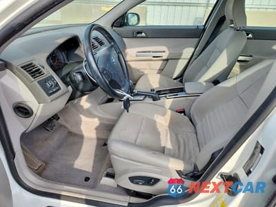 Zdjęcie 7 z 12 samochodu: 2010 VOLVO S40 2.4I VIN:YV1382MS2A2491071 - miniatura