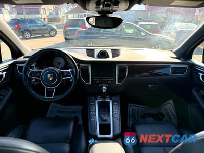 Zdjęcie 9 z 10 samochodu: 2015 PORSCHE MACAN S VIN:WP1AB2A55FLB51927 - miniatura